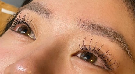 Ann’s Lash image 3