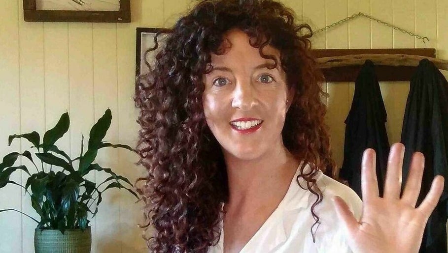 Curly Hair Specialist - Coolangatta image 1