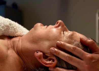 Relaxing head massage at The Reflexology Co – Home Treatment Room (46 South St, Crewkerne), Crewkerne, England, GB.