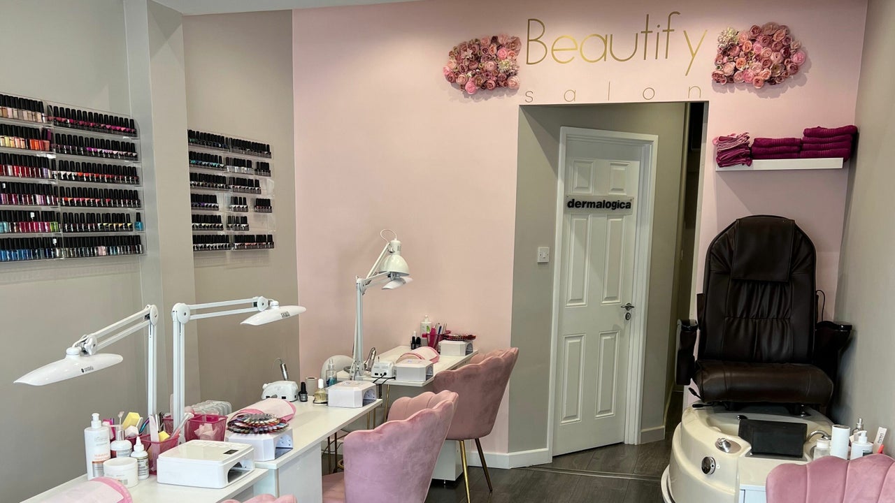 Best salons for nail extensions in Temple Bar, Dublin | Fresha