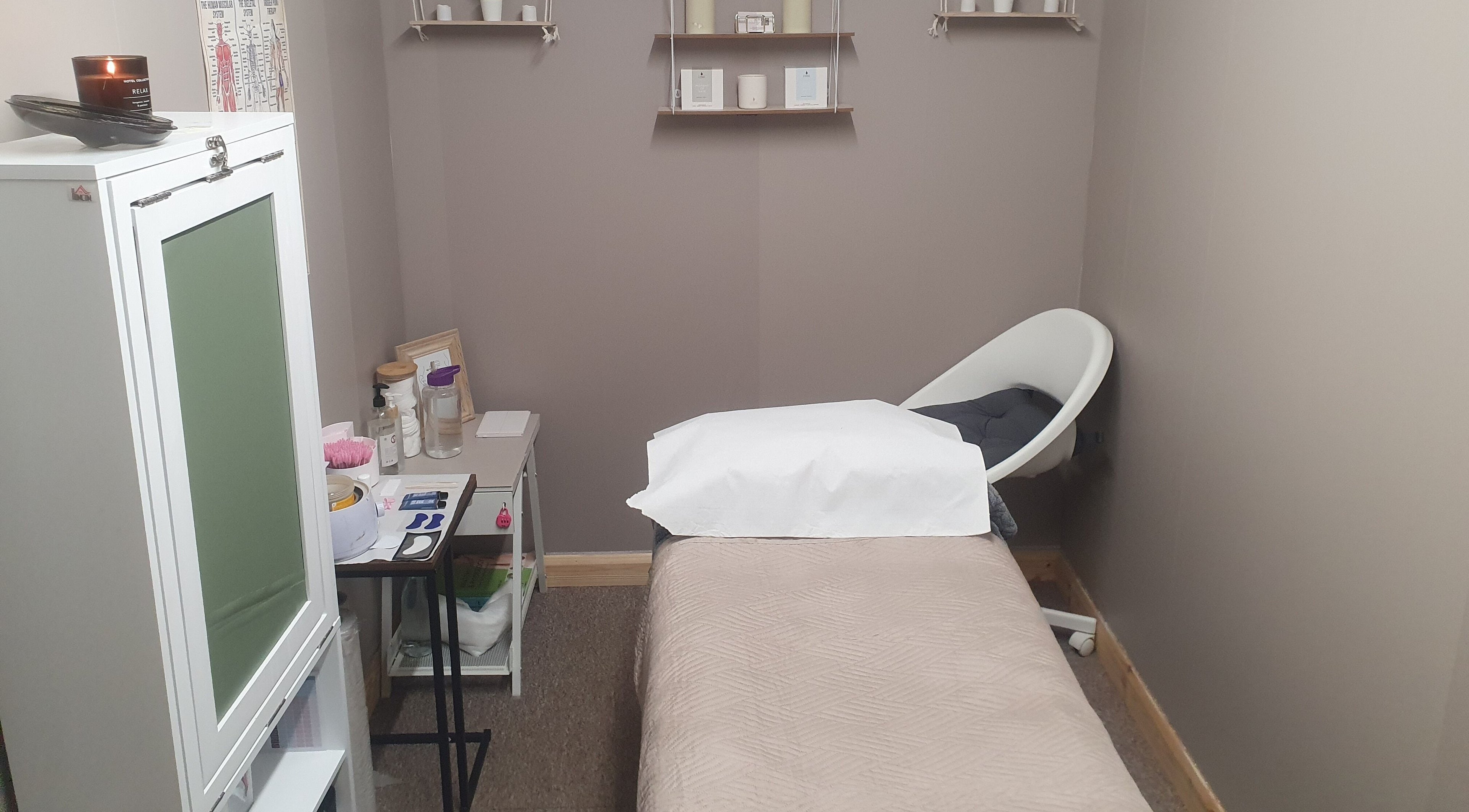 Relaxing treatment room at HEBS - Forden, Welshpool, Kingswood, Forden, Wales, GB with soothing ambiance.