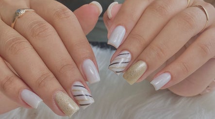 KF Beauty Nails image 2