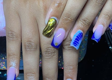 Elegant nail art with blue, gold, and pink at Naileditby_des, Paulsboro, New Jersey, US
