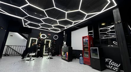 Francos Barberia Porvenir image 3