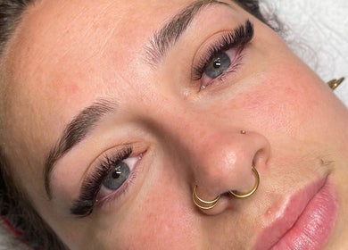 Close-up of artistic eyelash extensions at SN Lash Artistry in Fairy Meadow, New South Wales, AU.
