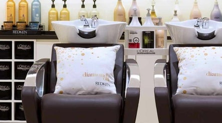 Immagine 3, Belle Femme Hair & Nail Lounge - Bay Square