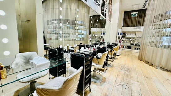 Belle Femme Hair & Nail Lounge - Bay Square