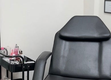 Silla de tratamiento en Virtuosa, Providencia, Región Metropolitana, CL, lista para sesiones de belleza.