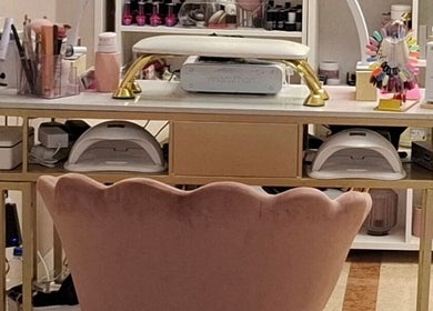 Postazione unghie elegante presso MR Nails&Beauty a Roma, Lazio, IT.