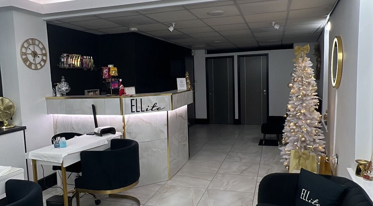 Elegant reception area at Ellite Tanning Aesthetics & Beauty Bar in Sheffield, England, GB, featuring chic decor.