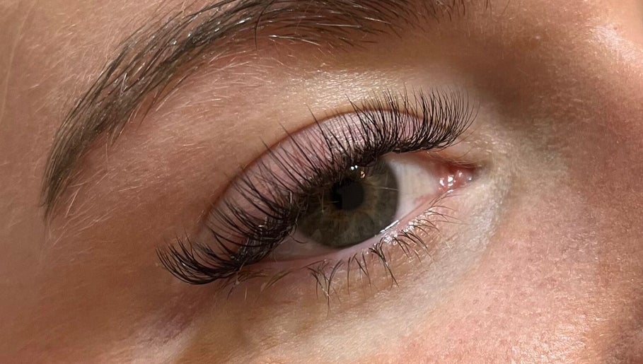 C.B lashes image 1