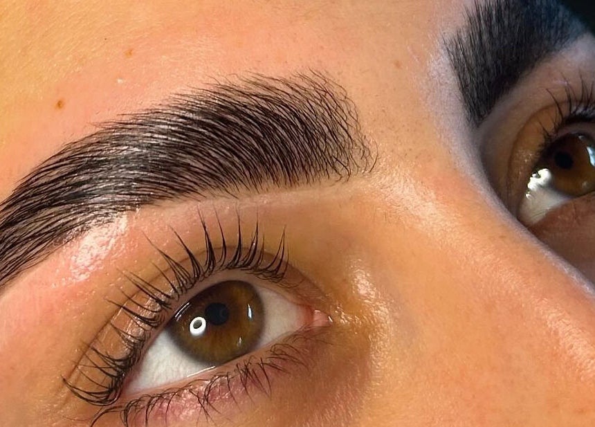 Perfectly shaped brows at ByMillieMay in Hemel Hempstead, England, GB enhance natural beauty.