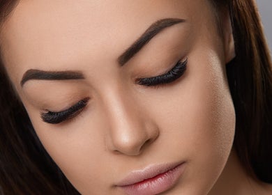 Close-up of elegant eyelash extensions at DivaLook Academy Inc., Montréal, Québec, CA.