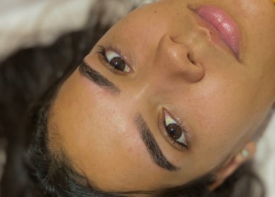 Close da sobrancelha estilizada na VITÓRIA MARIA BEAUTY ACADEMY, Minas Gerais, Minas Gerais, BR.