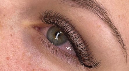 Gambar Blanko House Of Lashes 2