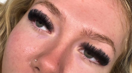 Gambar Blanko House Of Lashes 3