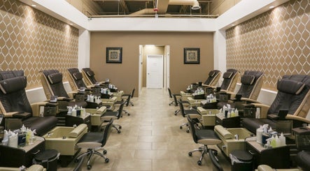 Polished Nail Salon