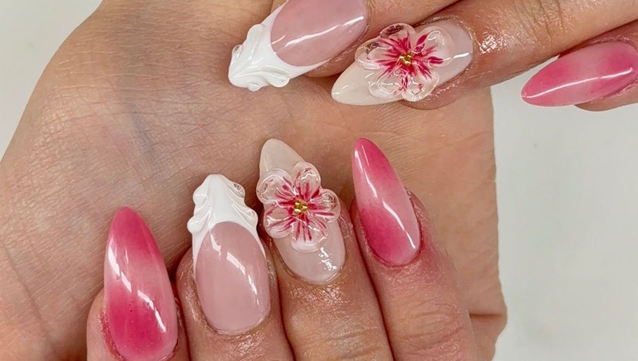 Immagine 1, Nails By Vixie
