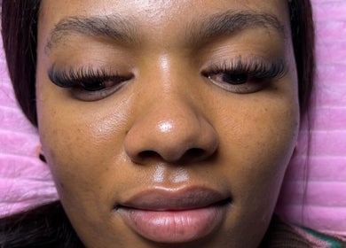Close-up of styled eyelashes at Lashed Doll, Cape Town, Western Cape, ZA, showcasing precision and beauty.