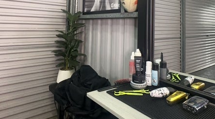 Backyard Barbershop 💈 2paveikslėlis