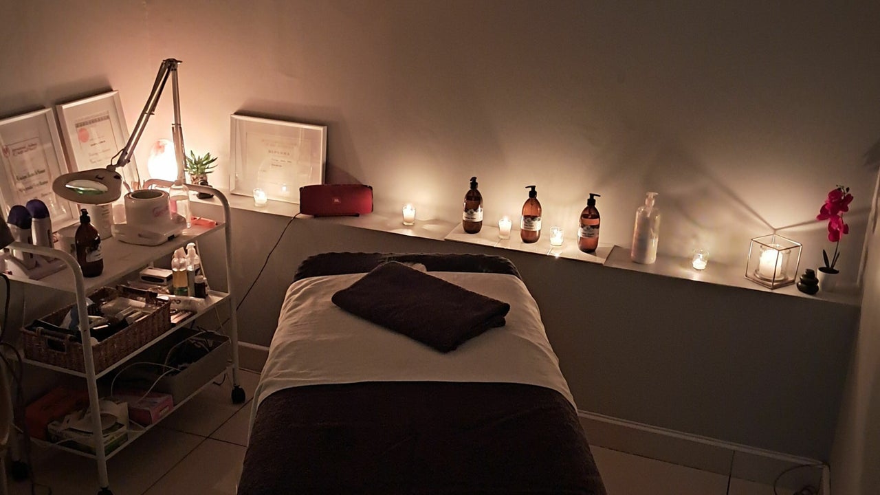 Massage & Waxworks - Eden Meadows Shopping Centre, Modderfontein 35-Ir