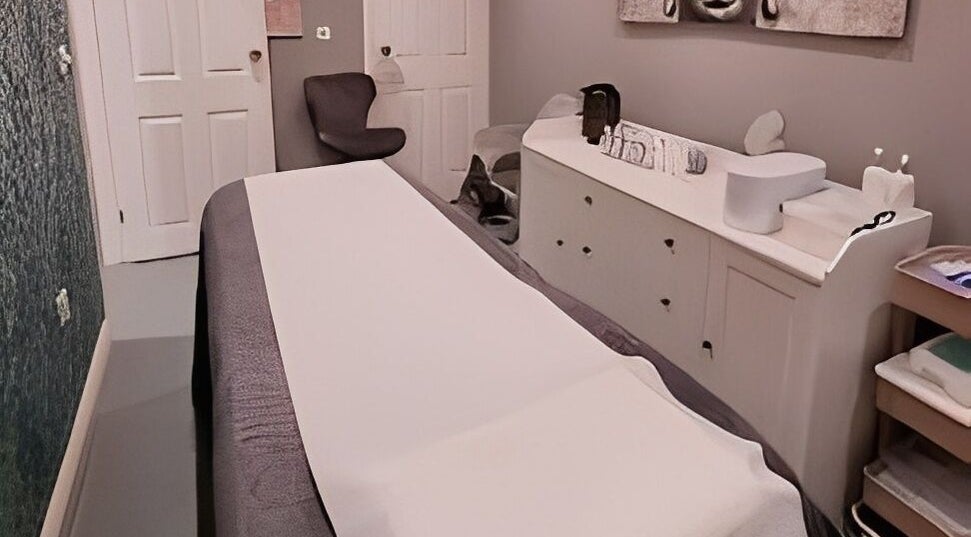 Tranquil treatment room at Nikolett Vegh - The Skin Therapist at eNVybeauty, Pinner, England, GB.