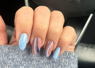 Elegant blue and pink nail art at Jennie's Gels & Beauty, Pencoed, Wales, GB.