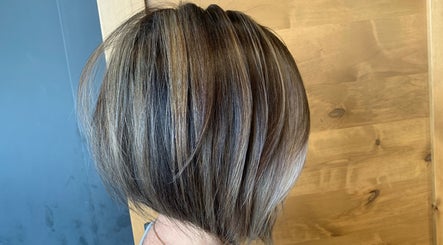 TEAM HAIR ( Elite stylist Tim Jung )の画像：2