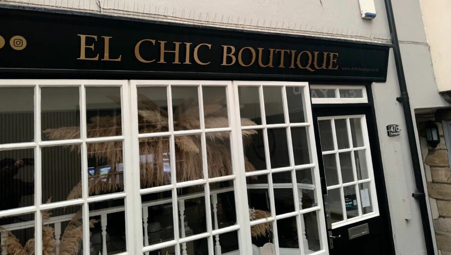 El Chic Boutique Sunbeds, bild 1