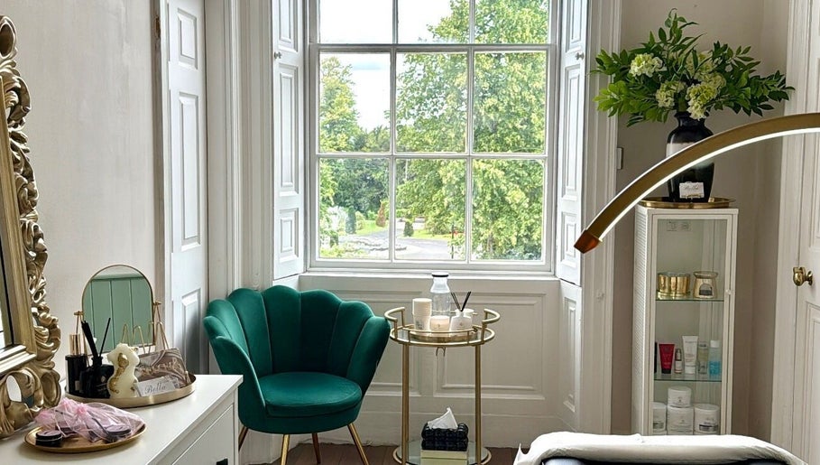 Luxurious room at Bella - Beauty by Izabela Galon, Kilkenny, County Kilkenny, IE with stylish decor and greenery.