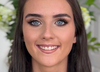 Radiant makeup look by Bella - Beauty by Izabela Galon in Kilkenny, County Kilkenny, IE.