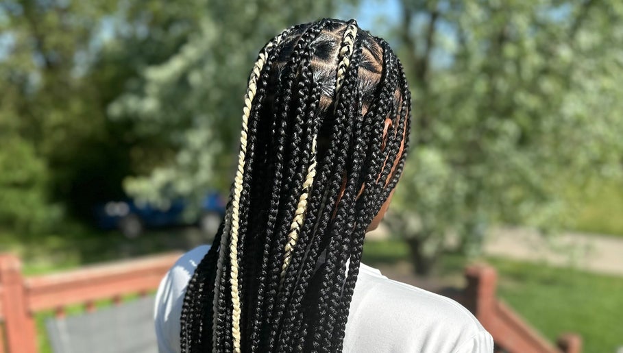 Cyars Braids and Beads slika 1