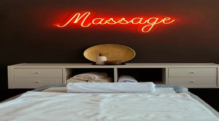 Unique Massage Spot