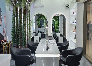 Interior of Minna Haircare Studio @ Plantation Crescent (Tengah), Singapore, Singapore, SG with stylish chairs and decor.