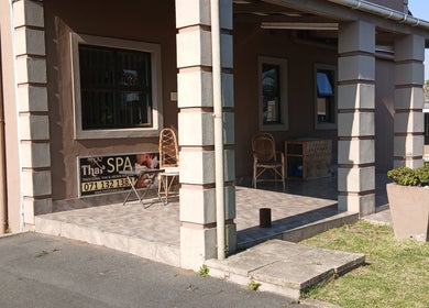 Entrance to MoiThai Spa, Westville, Kwazulu-natal, ZA with inviting outdoor seating.
