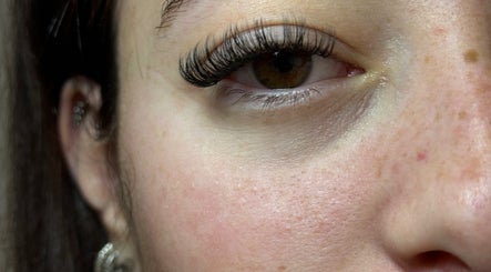 Lashes at Holme image 3