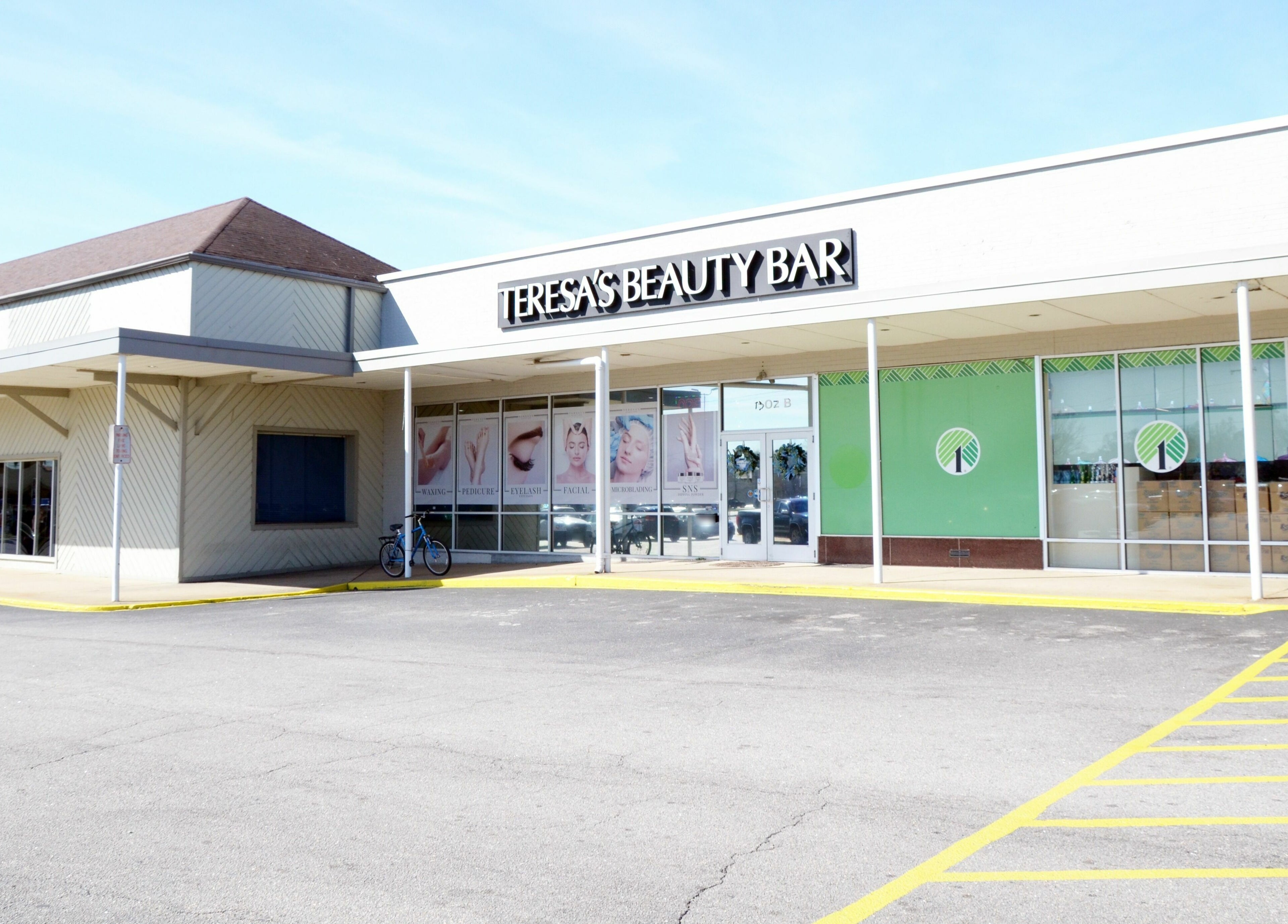 Front view of Teresa's Beauty Bar in Colonial Heights, Virginia, US, showcasing elegant signage and exterior.