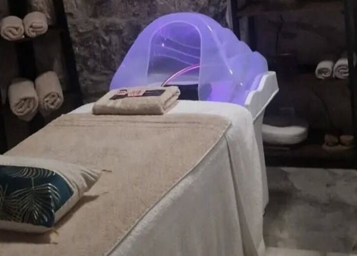 Salle de spa apaisante au Renaissance Hair Head Spa & Aesthetic, Genève, Genève, CH.