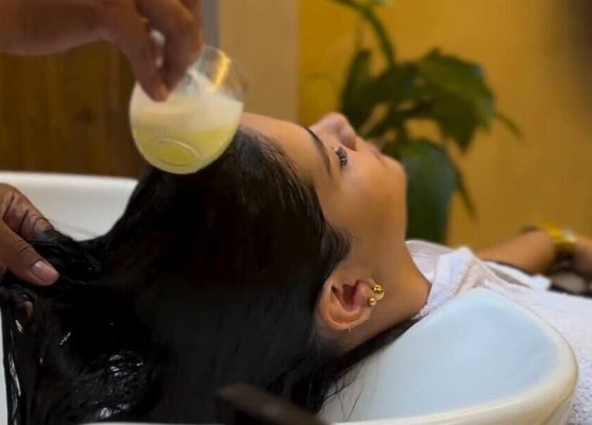 Rituel de soin capillaire à Renaissance Hair Head Spa & Aesthetic, Genève, Genève, CH.