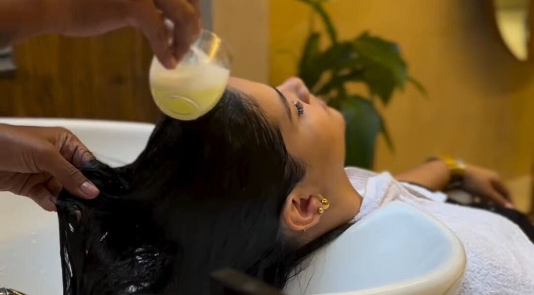 Rituel de soin capillaire à Renaissance Hair Head Spa & Aesthetic, Genève, Genève, CH.