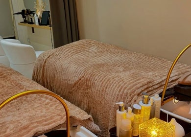 Luxurious treatment beds at Head Space Manchester, a serene wellness venue in Manchester, England, GB.