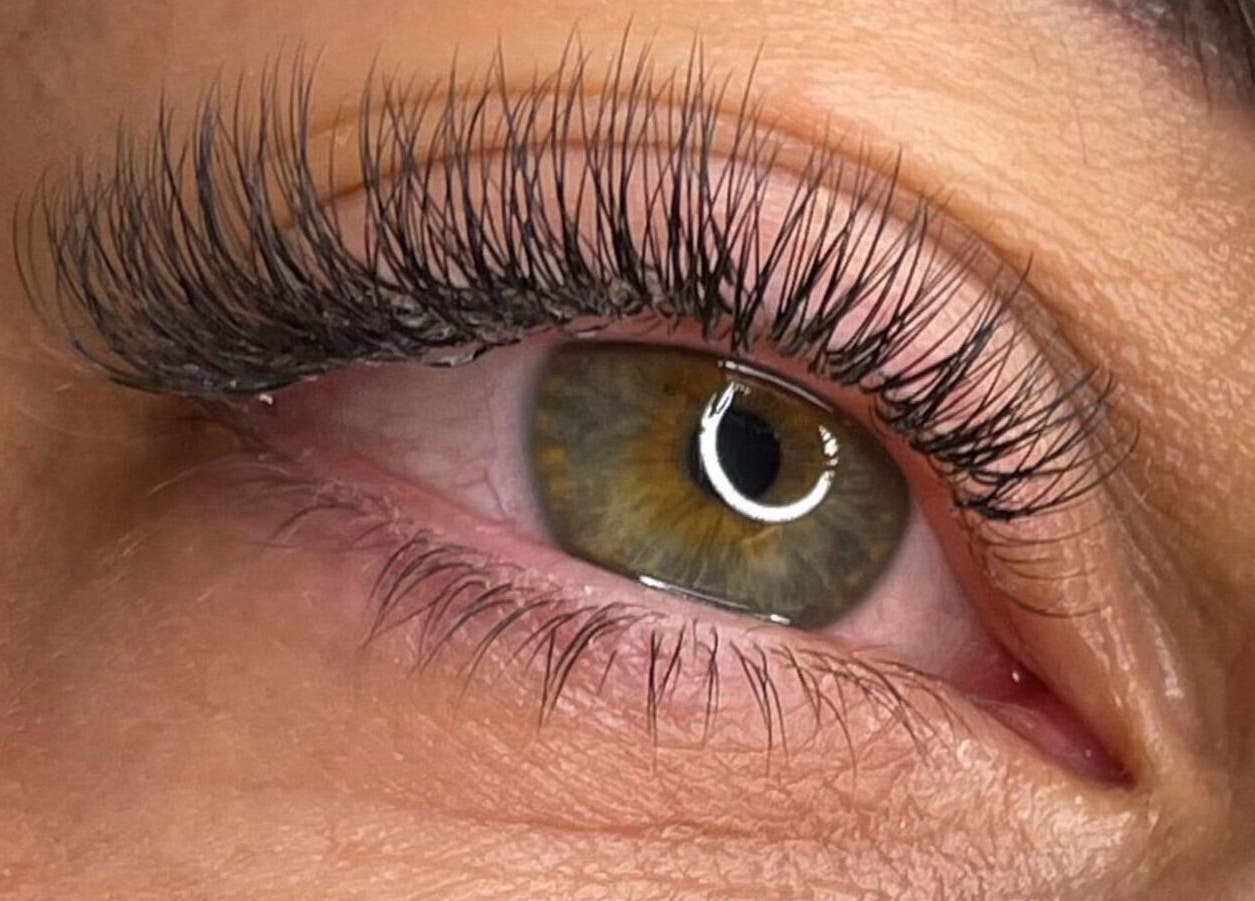 Extension de cils à L’atelier de Kate - Experte du regard et Formatrice, Compiègne, Hauts-de-France, FR.