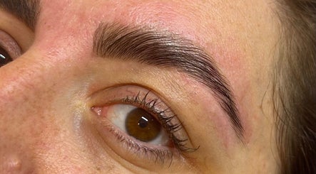 Expert eyebrow styling at Mayde Beauty Studio in Hinckley, England, GB.