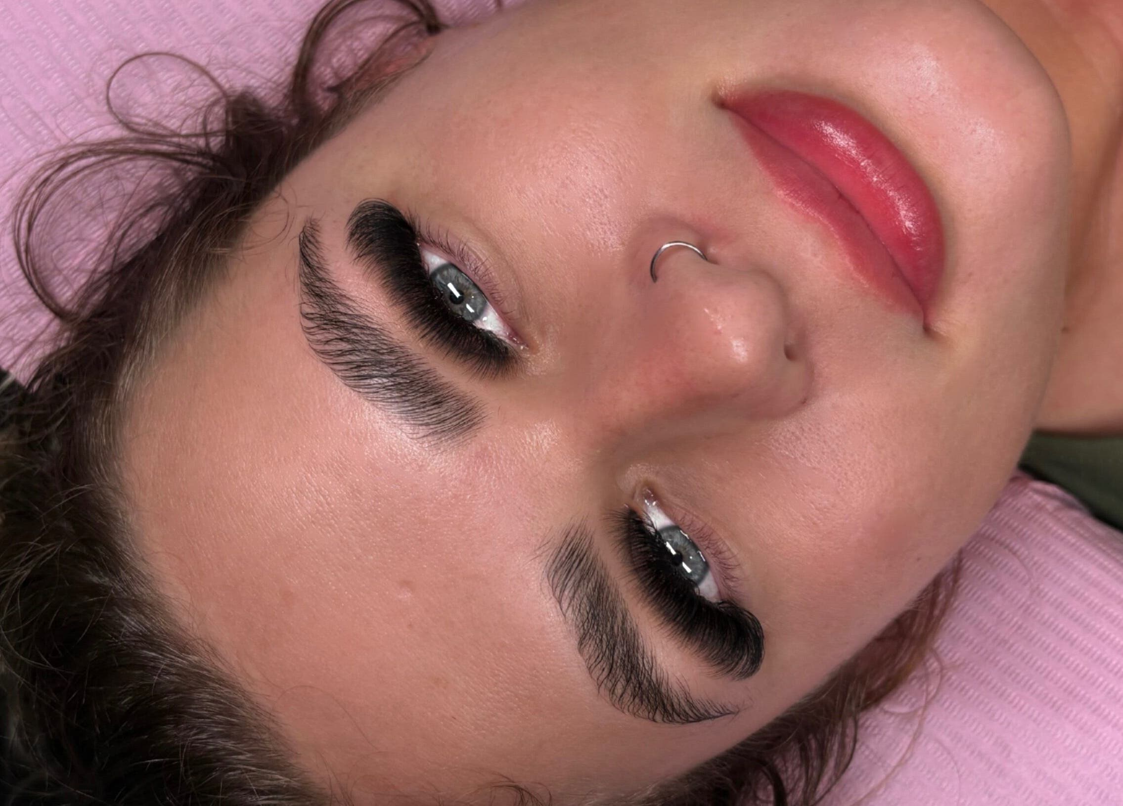 Close-up of styled eyelashes at Halo Beauty Bar, Mudgeeraba, Queensland, AU, showcasing beauty services.