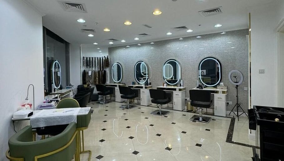 Eline Beauty Salon image 1