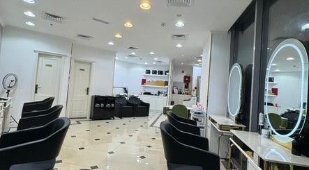 Eline Beauty Salon image 3