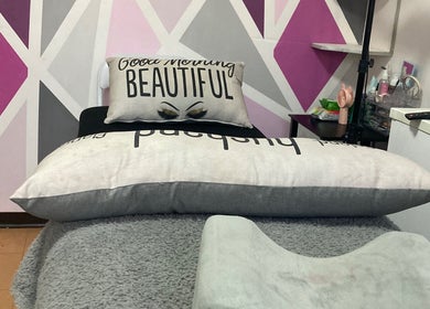 Relaxation area at SK Nail and Beauty Bar, Soweto, Gauteng, ZA with pillows and stylish decor.