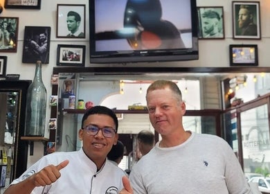 Clientes felices en Barberia Rotterdam, ubicada en Miraflores, Provincia De Lima, PE.