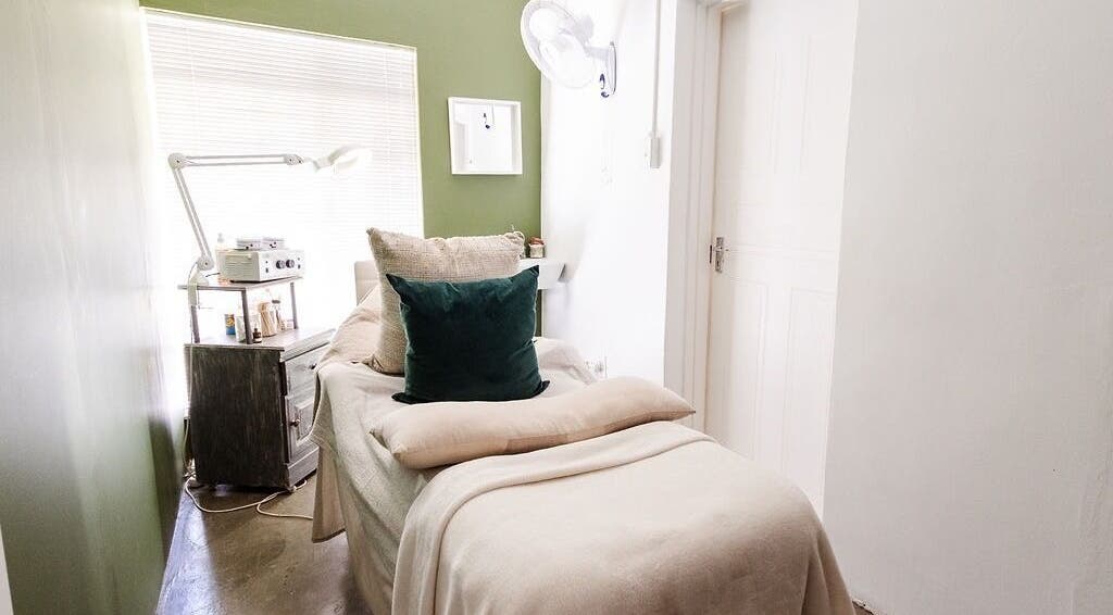 Cozy treatment room at Perfectly Beautiful, Bloemfontein, Free State, ZA with plush bedding and ambient lighting.