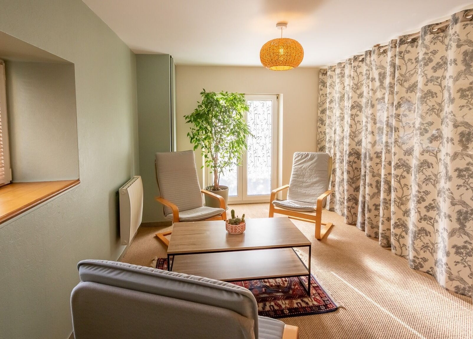 Espace détente lumineux chez Les Mains De Matthieu, Bessoncourt, Bourgogne-franche-comté, FR.